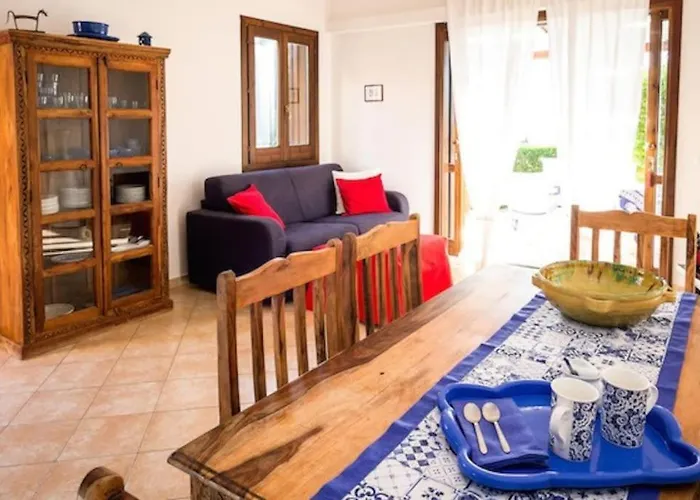 Scirocco Ferienhaus Macari