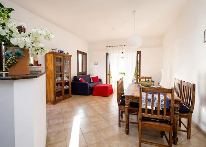 Scirocco Ferienhaus Macari